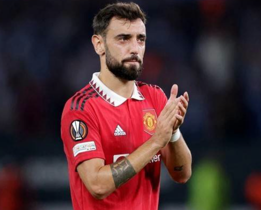 B费留队前景分析：曼联挽留与沙特诱惑的双重博弈